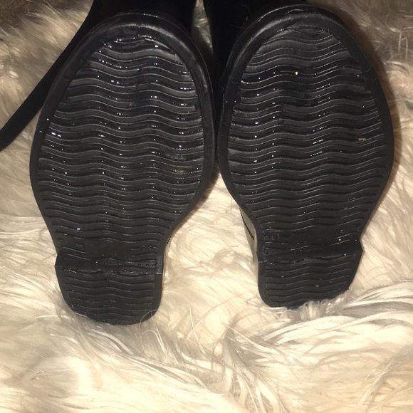 Burberry Rain Boot - Picture 2 of 4